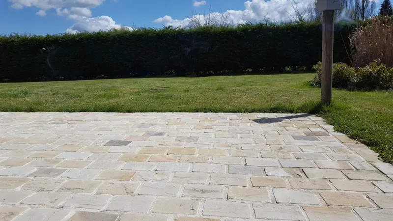 Terrasse en pavés